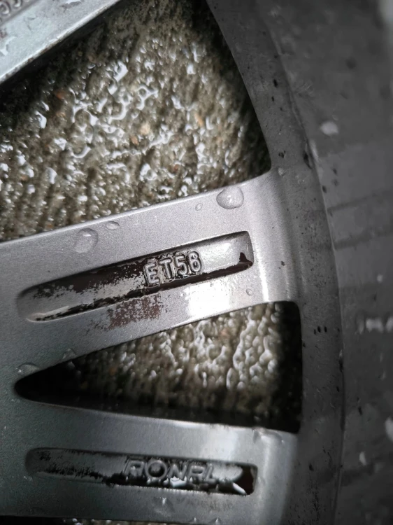 FELGA ALUMINIOWA AUDI A3 A4 A6 VW SKODA 7.5J R17 ET56 8P0601025BE Z*37* OK