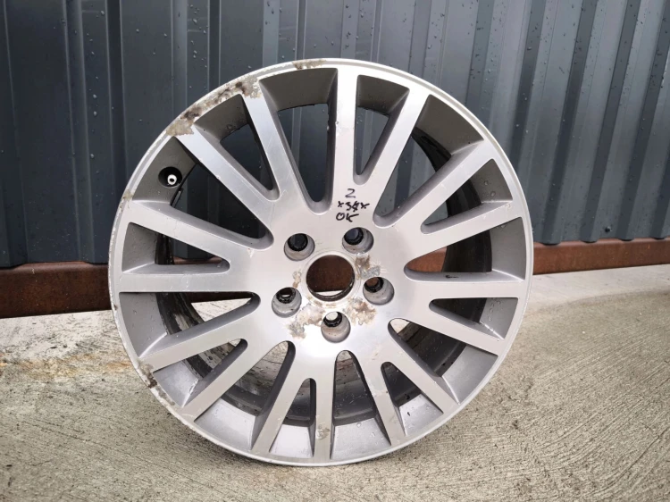 FELGA ALUMINIOWA AUDI A3 A4 A6 VW SKODA 7.5J R17 ET56 8P0601025BE Z*37* OK
