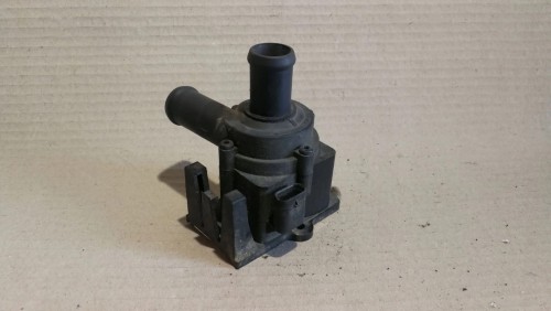 POMPA WODY DODATKOWA AUDI VW SEAT SKODA 8K0965561A