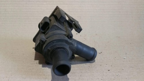 POMPA WODY DODATKOWA AUDI VW SEAT SKODA 8K0965561A
