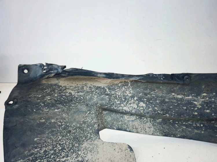 NADKOLE LEWY PRZÓD PLASTIKOWE AUDI A3 8P 8P0821171G 1/25