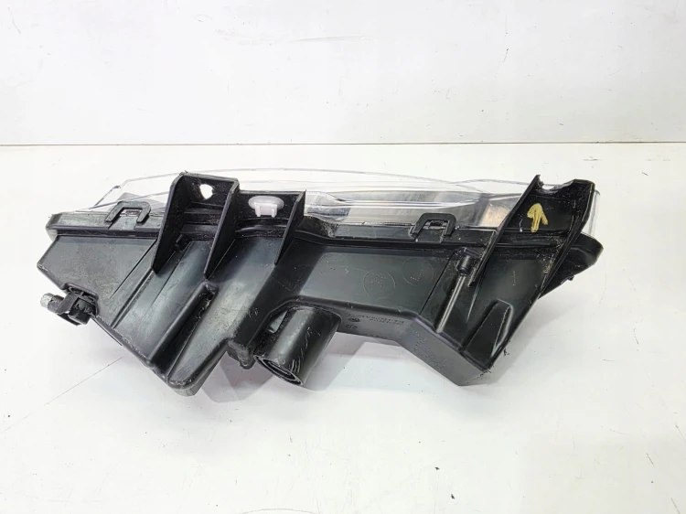 HALOGEN PRAWY PRZÓD TESLA MODEL 3 Y LIFT 1624798-00-A
