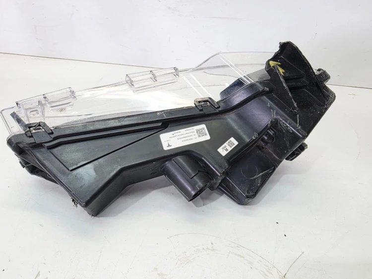 HALOGEN PRAWY PRZÓD TESLA MODEL 3 Y LIFT 1624798-00-A