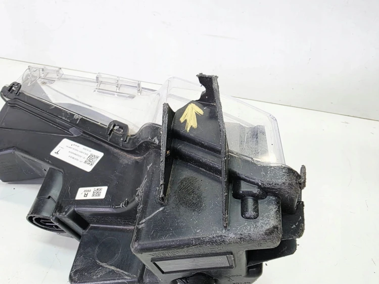 HALOGEN PRAWY PRZÓD TESLA MODEL 3 Y LIFT 1624798-00-A