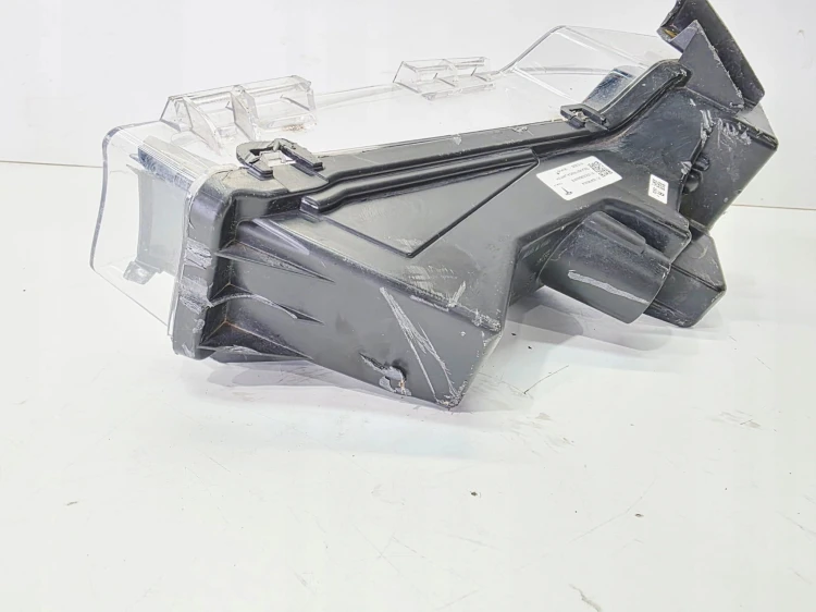 HALOGEN PRAWY PRZÓD TESLA MODEL 3 Y LIFT 1624798-00-A