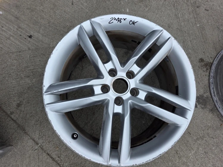 FELGA FELGI VW AUDI A4 A5 A6 ITP 9.0J R19 ET32 4H0601025R Z*75* OK
