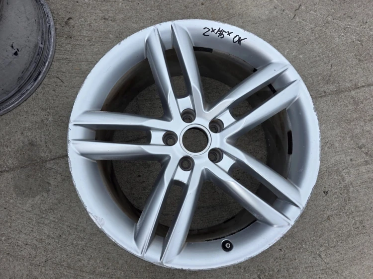FELGA FELGI VW AUDI A4 A5 A6 ITP 9.0J R19 ET32 4H0601025R Z*75* OK