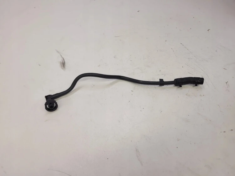 PRZEWÓD RURKA WODY AUDI A4 B8 A5 Q5 8K0121081F
