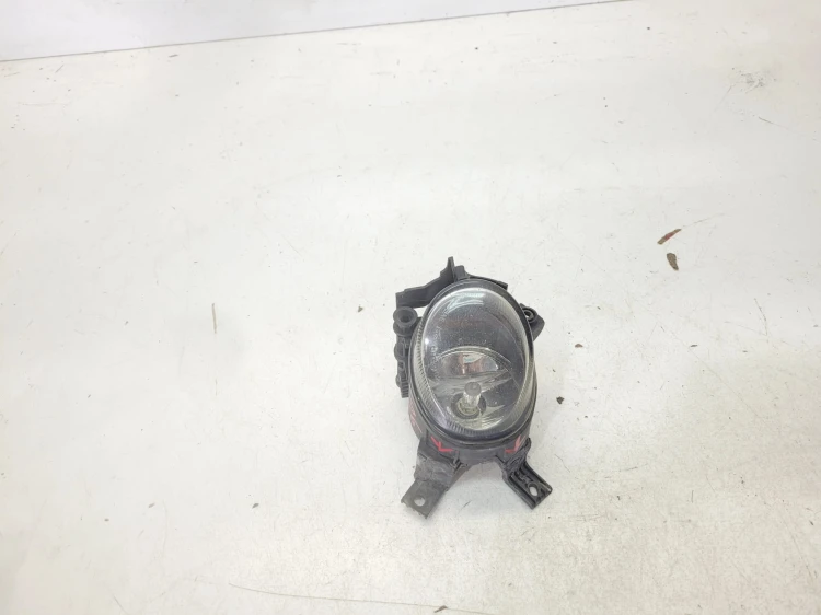 HALOGEN LAMPA PRZECIWMGIELNA LEWY PRZÓD AUDI A3 8P A4 B7 8E0941699C