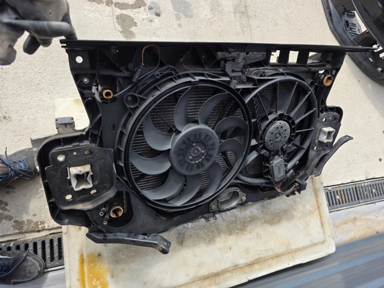 PAS PRZEDNI KOMPLETNY AUDI A6 C6 LIFT 2008-2011 3.0 TDI AUTOMAT ORYGINAŁ !!