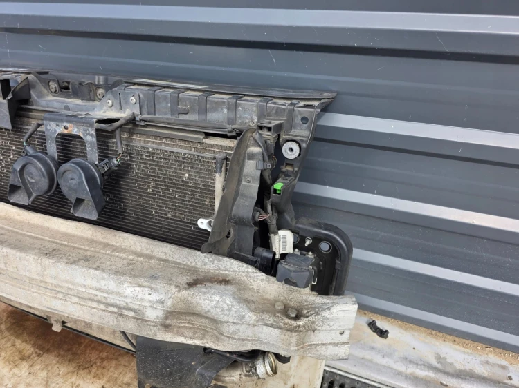 PAS PRZEDNI KOMPLETNY AUDI A6 C6 LIFT 2008-2011 3.0 TDI AUTOMAT ORYGINAŁ !!