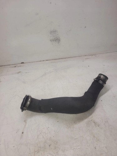 RURA PRZEWÓD INTERCOOLERA AUDI A4 B7 038131111J