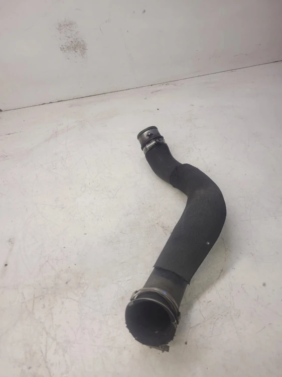 RURA PRZEWÓD INTERCOOLERA AUDI A4 B7 038131111J