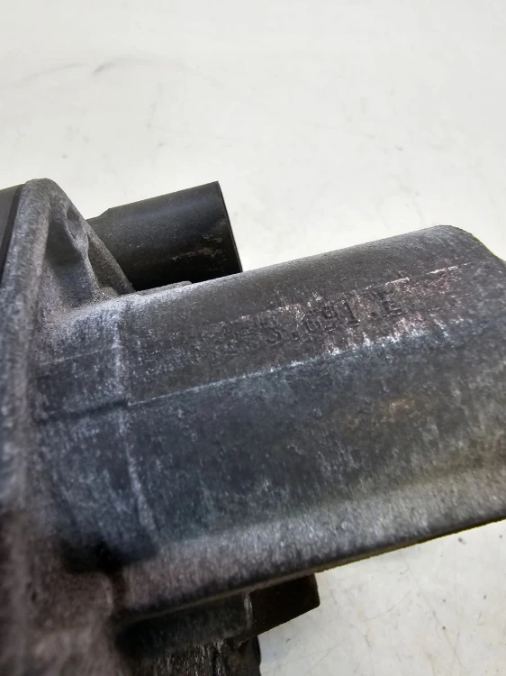 PRZEPUSTNICA SPALIN WYDECHU AUDI A4 B9 A5 2.0 TDI 5Q0253691E