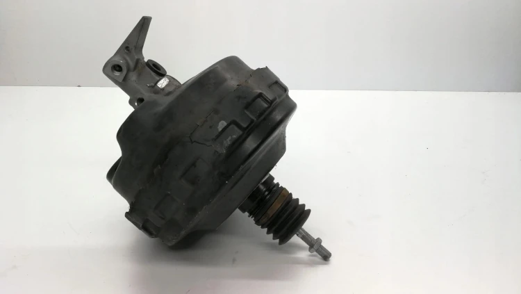 SERWO POMPA HAMULCOWA AUDI A4 B8 A5 Q5 8K0612103E