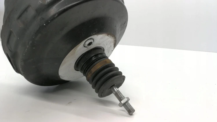 SERWO POMPA HAMULCOWA AUDI A4 B8 A5 Q5 8K0612103E