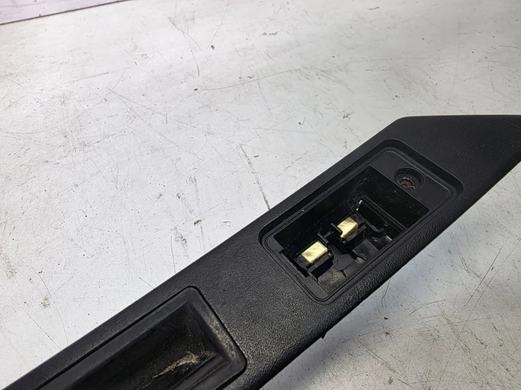 PODŚWIETLENIE TABLICY REJESTRACYJNEJ AUDI A3 A4 A6 8E0827574C **2**