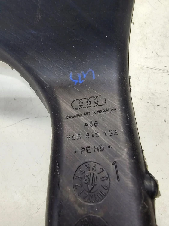KANAŁ POWIETRZNY TUNELU PRAWY AUDI Q5 80A FY 80B819152