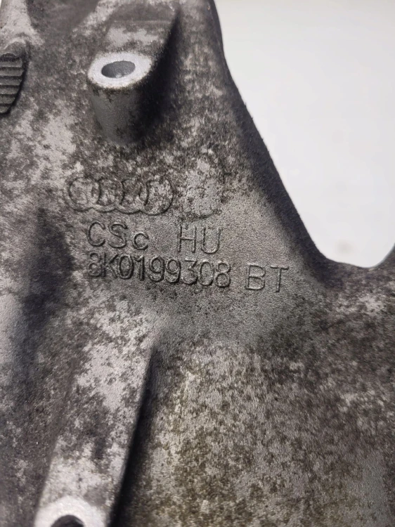 ŁAPA SILNIKA PRAWA AUDI A4 A5 8K0199308BT