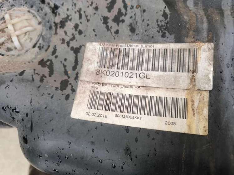 BAK ZBIORNIK PALIWA AUDI A4 B8 A5 8T 8K0201021GL DIESEL