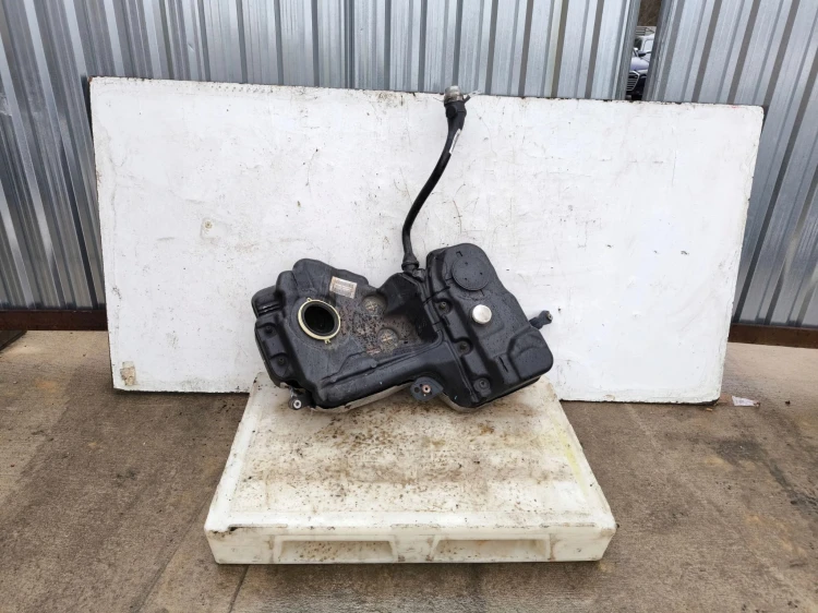 BAK ZBIORNIK PALIWA AUDI A4 B8 A5 8T 8K0201021GL DIESEL