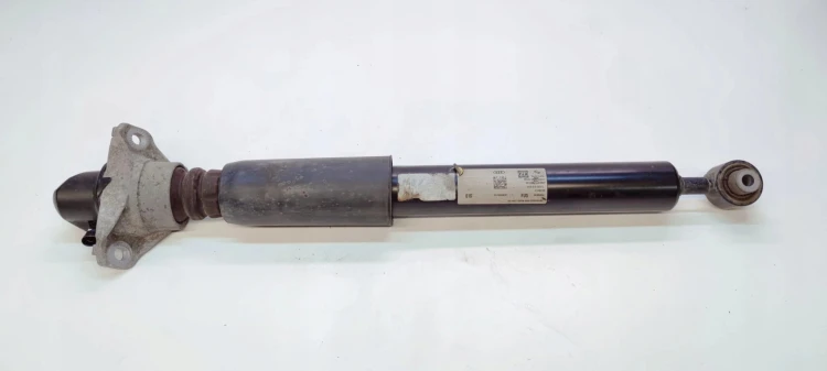 AMORTYZATOR PRAWY LUB LEWY TYŁ AUDI A6 C8 4K0616025E