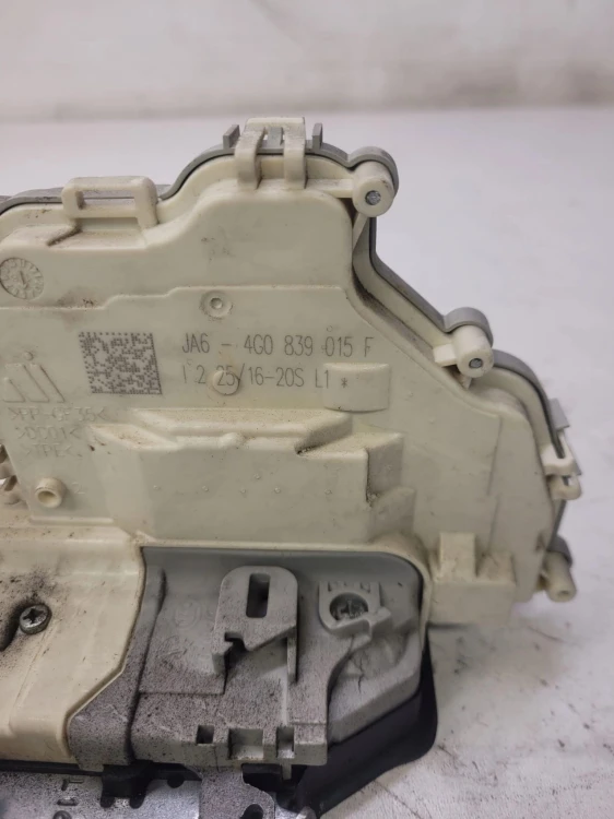 ZAMEK DRZWI LEWY TYŁ AUDI A4 B9 A5 F5 4G0839015F