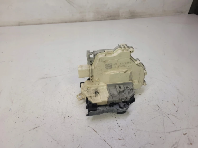ZAMEK DRZWI LEWY TYŁ AUDI A4 B9 A5 F5 4G0839015F