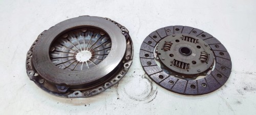 SPRZĘGŁO TARCZA DOCISK AUDI VOLKSWAGEN SEAT SKODA 04B141026B