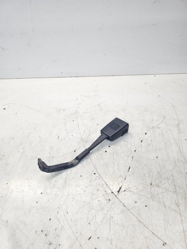 ZAPINKA PASA LEWA BEZ CZUJNIKA AUDI A3 8P 8P0857755