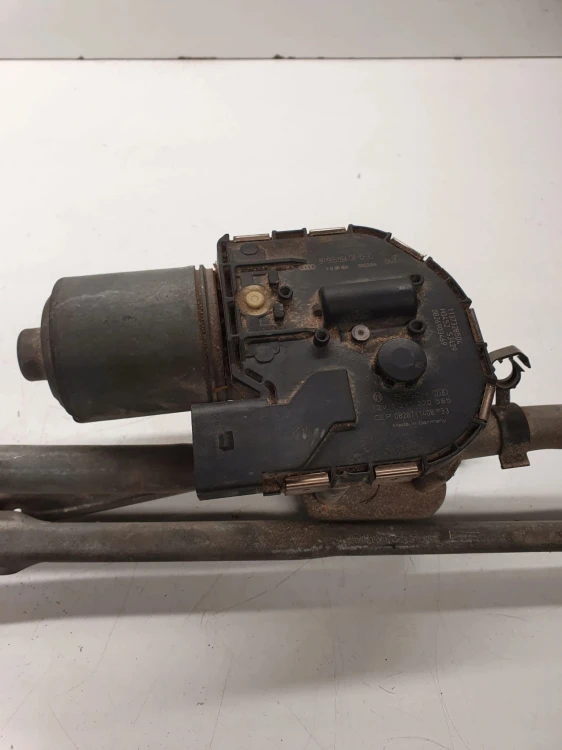 MECHANIZM SILNICZEK WYCIERACZEK AUDI Q5 8R1955023D