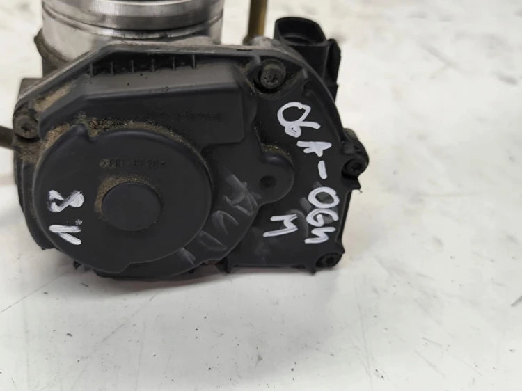PRZEPUSTNICA AUDI VW SEAT SKODA 1.8 20V 06A133064M ORYGINAŁ !!!