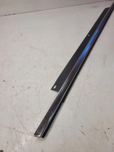 LISTWA CHROM DRZWI AUDI Q7 LIFT LT 4L0853763A