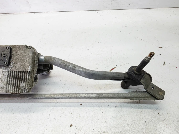 SILNICZEK MECHANIZM WYCIERACZEK AUDI A4 B8 8K1955119A 8K1955023B