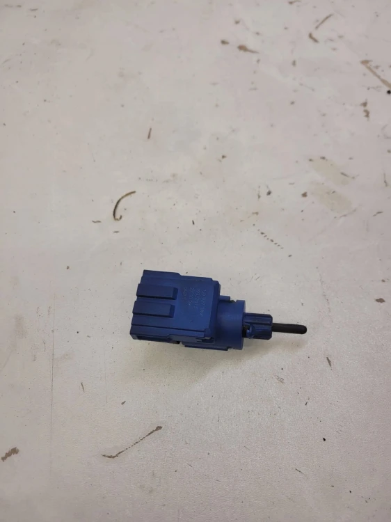 CZUJNIK SPRZĘGŁA AUDI VW SEAT SKODA 1J0927189F