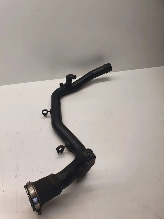 RURA WĄŻ INTERCOOLERA AUDI Q7 4L 3,0 76L145795AE