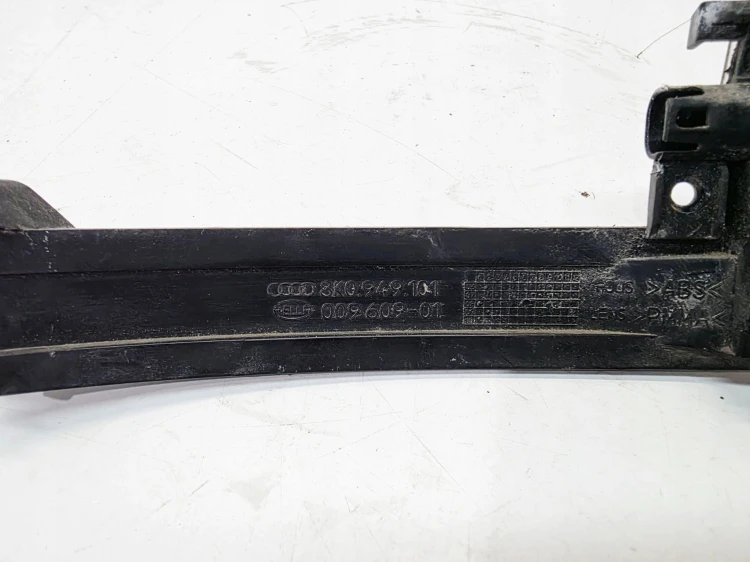 KIERUNKOWSKAZ LUSTERA LEWY AUDI A3 8P A4 B8 A5 8T A6 C6 8K0949101