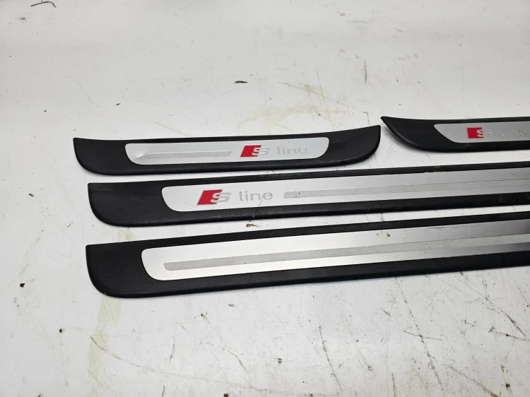 LISTWA LISTWY PROGOWE KOMPLET AUDI A6 C7 4G0853373K 4G0853374K 376K 375K
