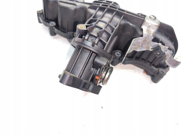 KOLEKTOR SSĄCY AUDI VOLKSWAGEN SEAT SKODA 1.6 TDI CR 03L129711AL