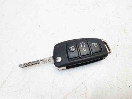 KLUCZYK PILOT SCYZORYK AUDI A1 8X Q3 8U 8X0837220 434MHZ 2/26