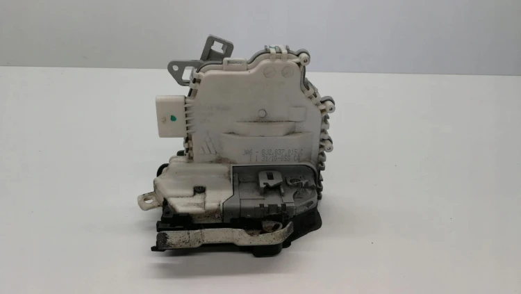 ZAMEK DRZWI LEWY PRZÓD AUDI A4 B8 A5 Q5 8J2837015C