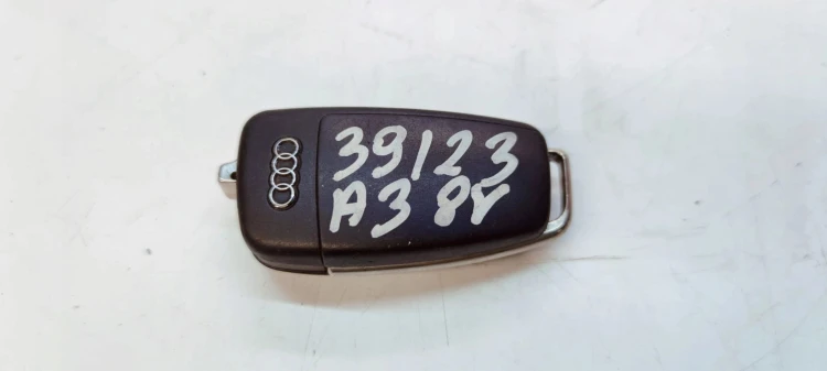 KLUCZYK PILOT SCYZORYK AUDI A3 8V 8V0837220D 434MHZ 39/23