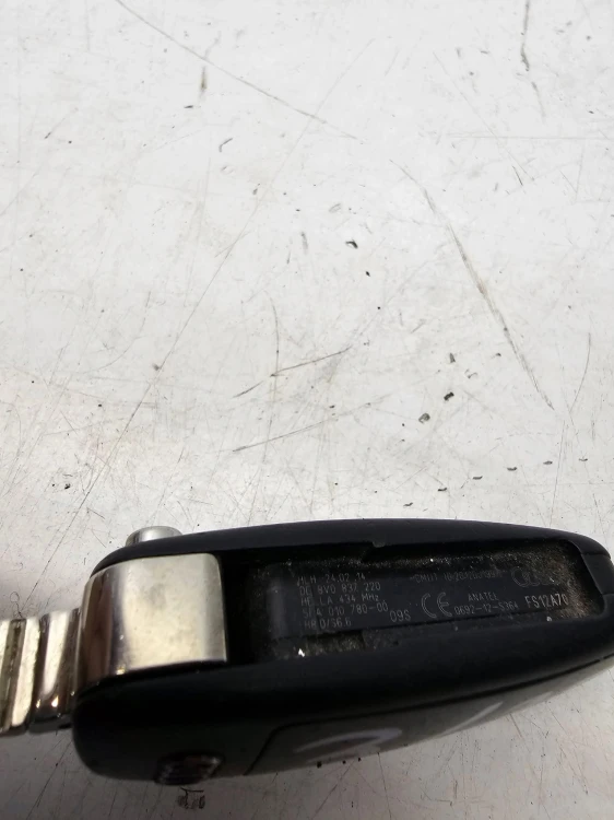 KLUCZYK PILOT SCYZORYK AUDI A3 8V 8V0837220 3/25