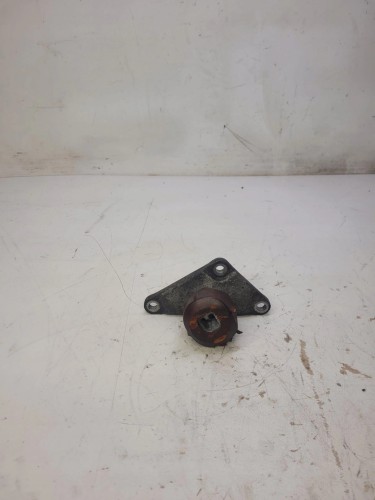 ŁAPA PODPORA SILNIKA AUDI A6 C6 3.0 T 8E0199343Q