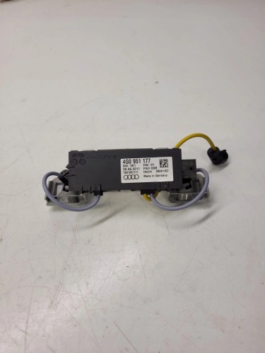 CZUJNIK RUCHU KABINY ALARMU AUDI A6 A7 4G0951177
