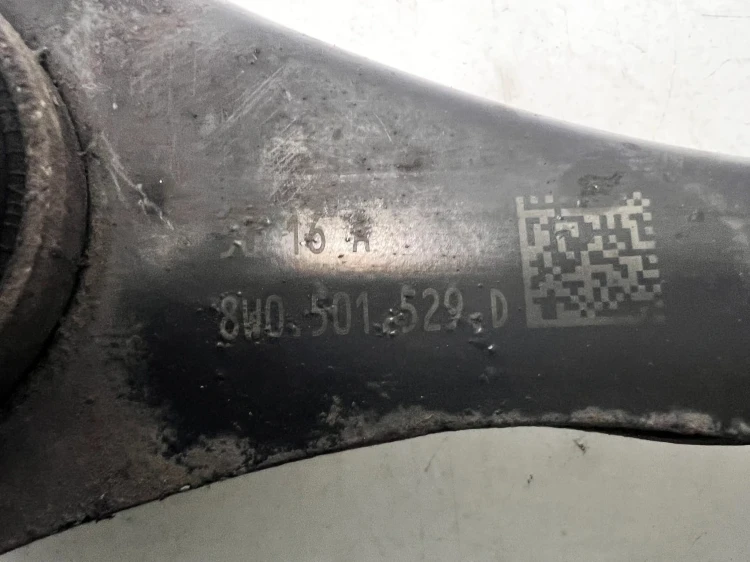 WAHACZ DRĄŻEK LEWY TYŁ AUDI A4 B9 8W0501529D