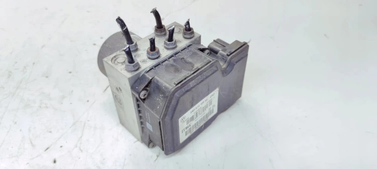 POMPA + STEROWNIK ABS ESP AUDI Q3 8U 5N0614109AE