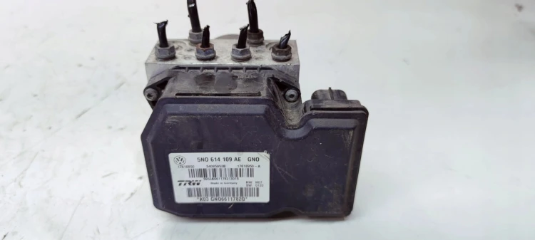 POMPA + STEROWNIK ABS ESP AUDI Q3 8U 5N0614109AE