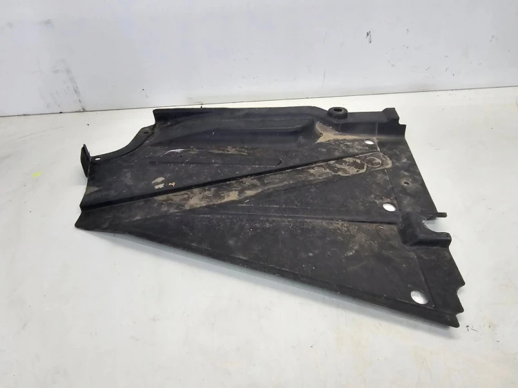 OSŁONA PODWOZIA AUDI A4 B6 B7 LEWA 8E0825215K