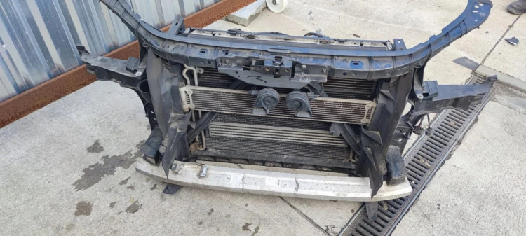 PAS PRZEDNI KOMPLETNY AUDI Q7 4l 3.0 TDI KOMPLET *3* BELKA POD RADAR